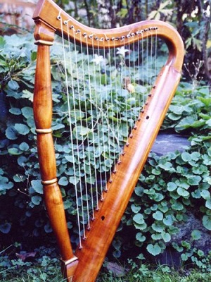 Romanische Harfen